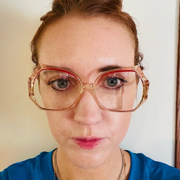 Vintage Oversized Glasses with Red Rimmed Frame - Picture 3 of 11